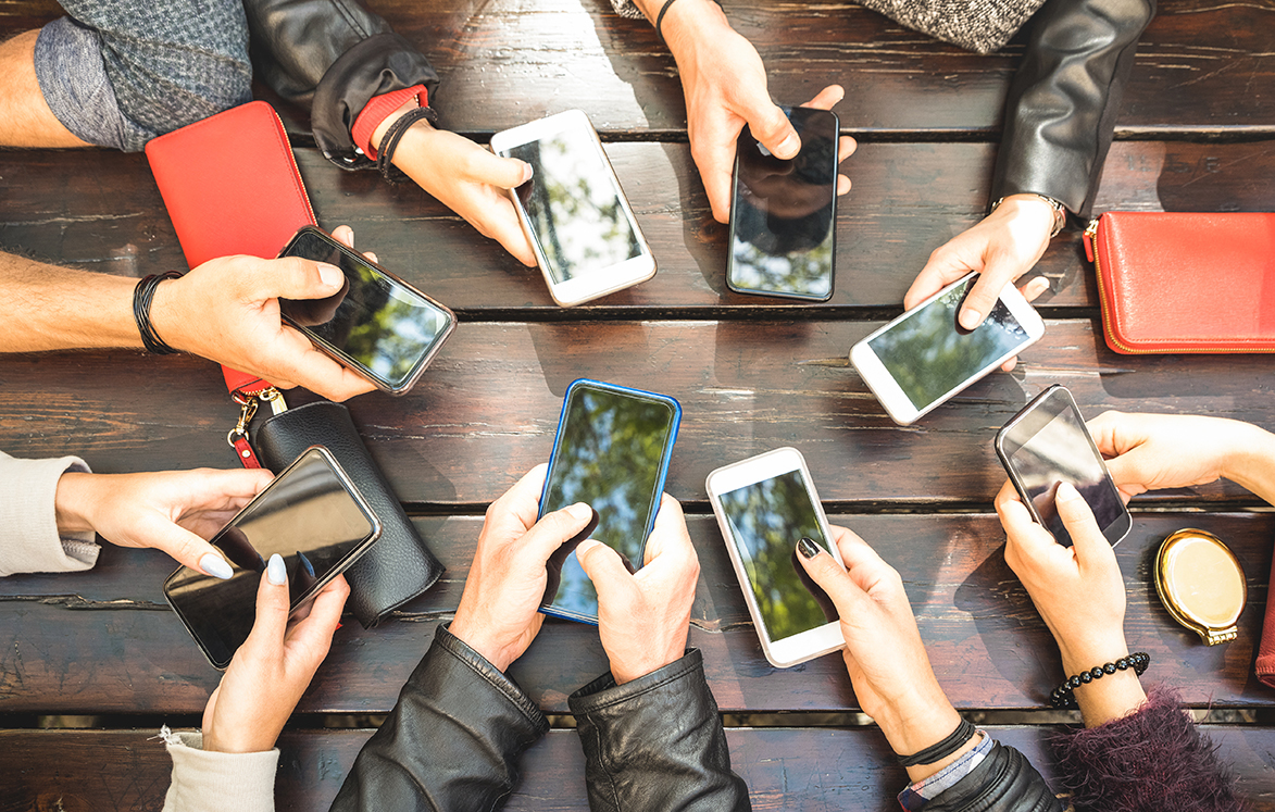 WhatsApp work groups and other scary stories
